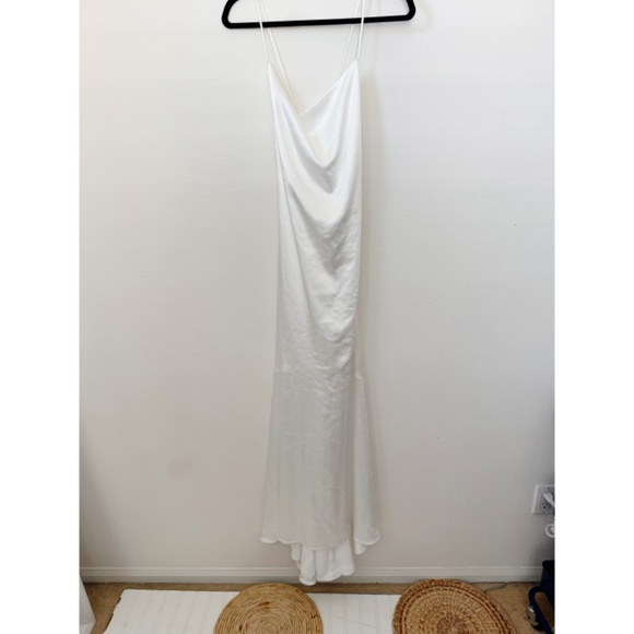 ELLIATT Aisle Dress Satin White Wedding Bride Maxi Cowl Neck Revolve M - Picture 2 of 7